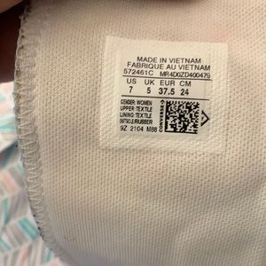 Colorful Lugged High Top converses